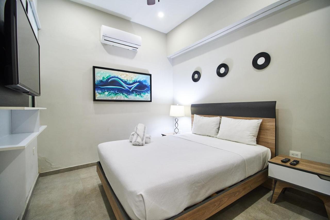 Torre 42 Playa Del Carmen By Lockey Aparthotel Bagian luar foto