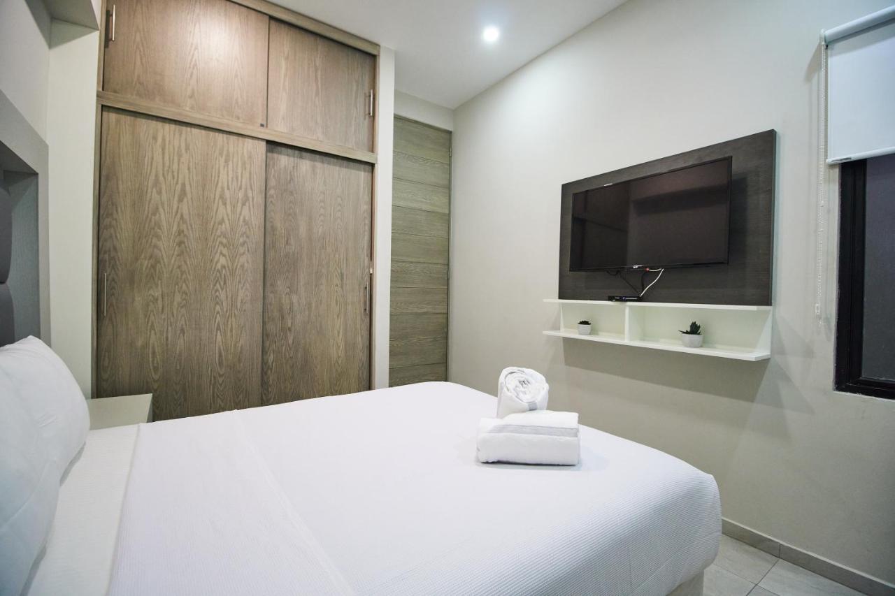 Torre 42 Playa Del Carmen By Lockey Aparthotel Bagian luar foto